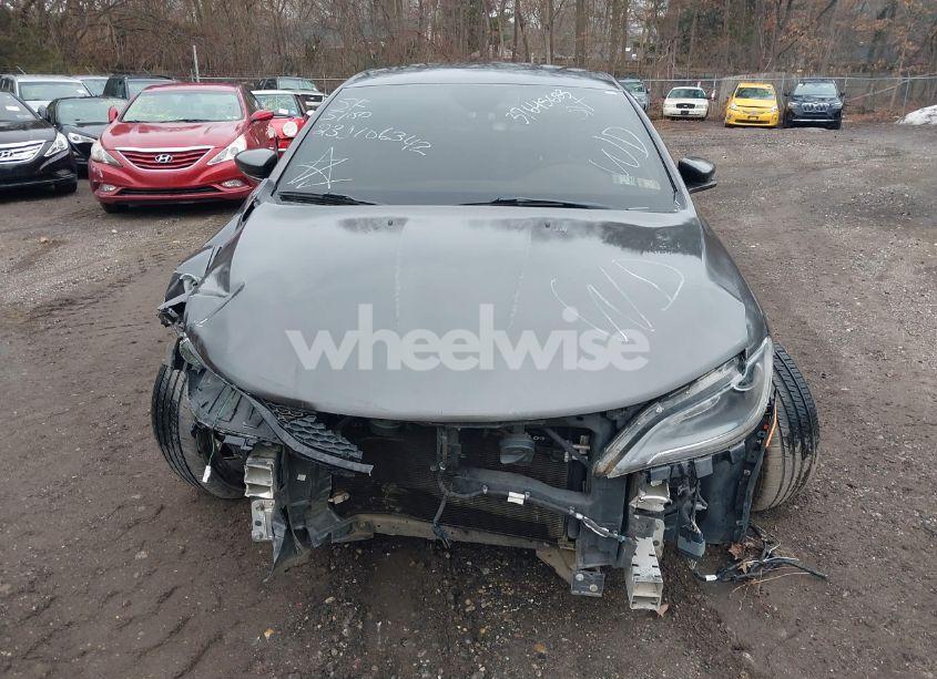 Photo 11 of 2016 Chrysler 200 S (VIN 1C3CCCBB9GN116013)