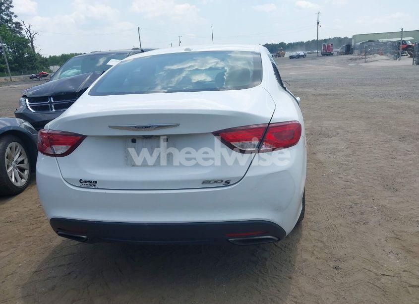 Photo 16 of 2016 Chrysler 200 S (VIN 1C3CCCBB9GN138870)