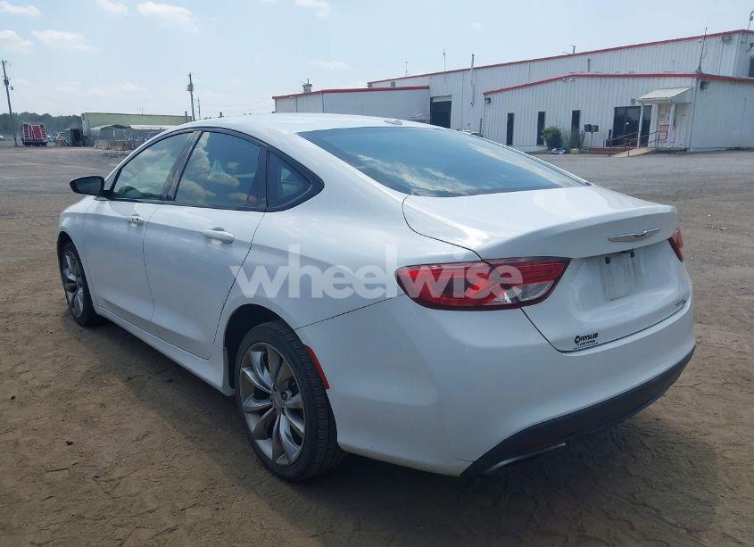 Photo 3 of 2016 Chrysler 200 S (VIN 1C3CCCBB9GN138870)
