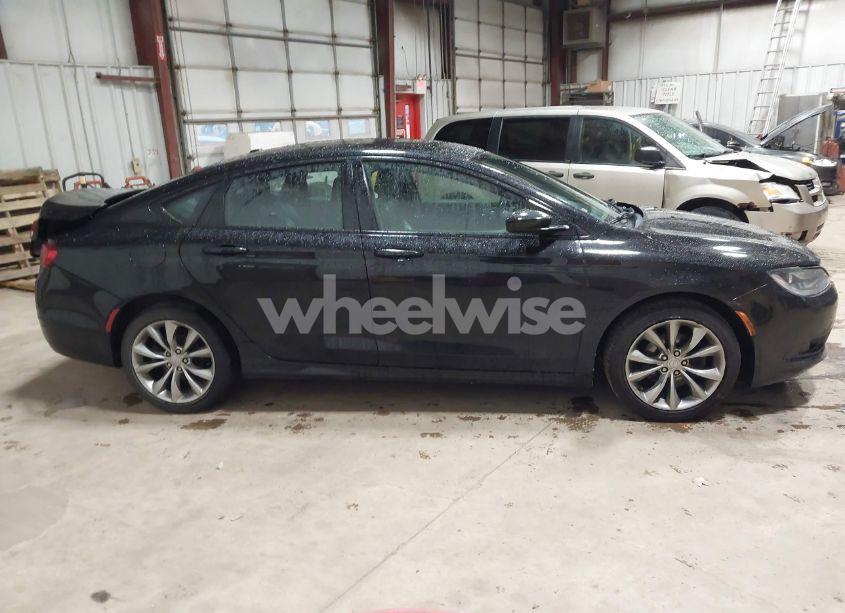 Photo 13 of 2015 Chrysler 200 S (VIN 1C3CCCBBXFN531792)