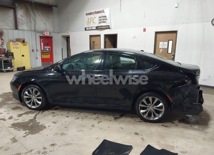 Photo 14 of 2015 Chrysler 200 S (VIN 1C3CCCBBXFN531792)