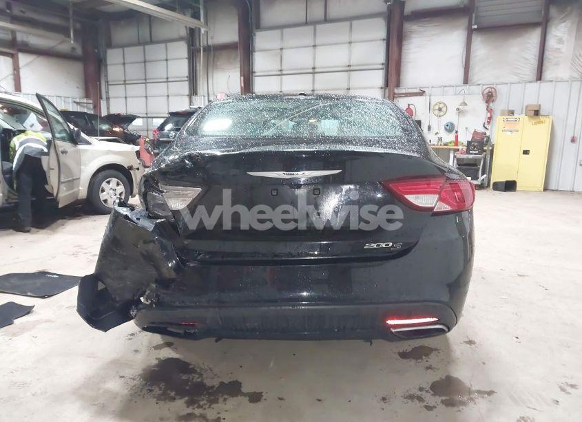 Photo 16 of 2015 Chrysler 200 S (VIN 1C3CCCBBXFN531792)