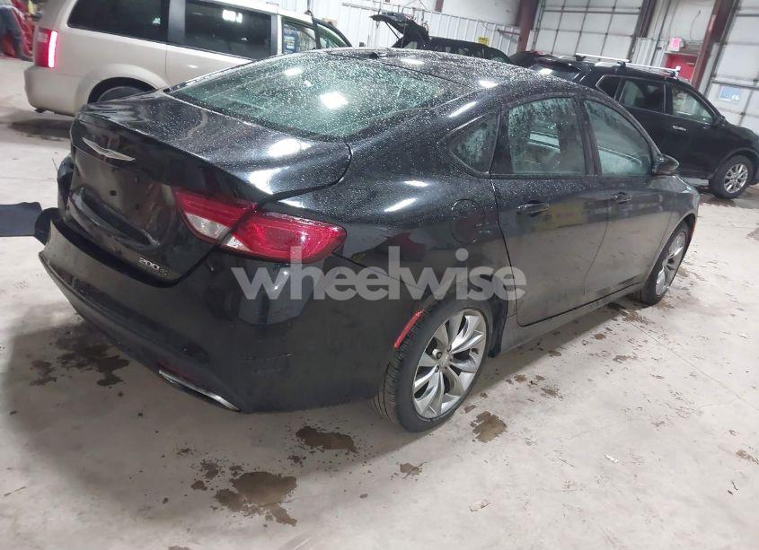 Photo 4 of 2015 Chrysler 200 S (VIN 1C3CCCBBXFN531792)