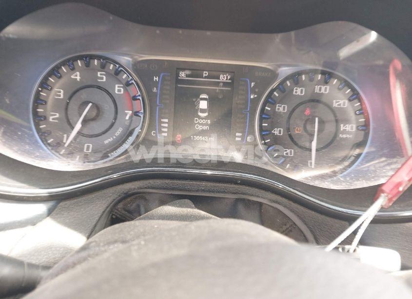 Photo 7 of 2015 Chrysler 200 S (VIN 1C3CCCBBXFN554862)