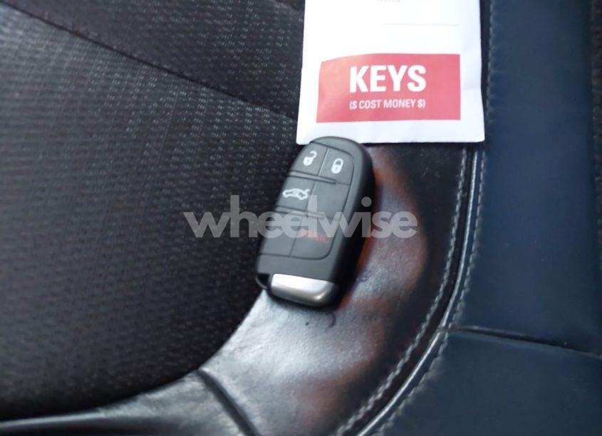 Photo 11 of 2015 Chrysler 200 S (VIN 1C3CCCBBXFN619371)