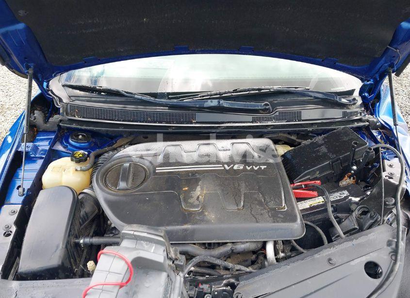 Photo 10 of 2015 Chrysler 200 S (VIN 1C3CCCBG0FN615972)