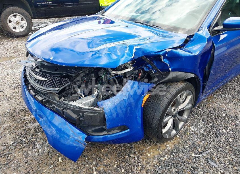 Photo 6 of 2015 Chrysler 200 S (VIN 1C3CCCBG0FN615972)