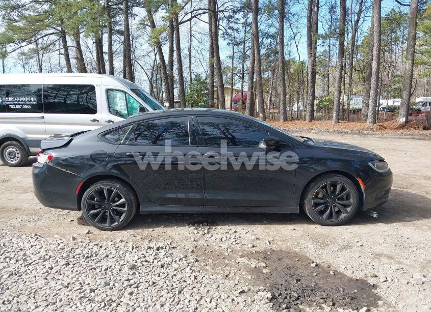 Photo 13 of 2016 Chrysler 200 S (VIN 1C3CCCBG0GN192179)