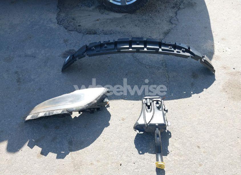 Photo 12 of 2015 Chrysler 200 S (VIN 1C3CCCBG1FN517453)