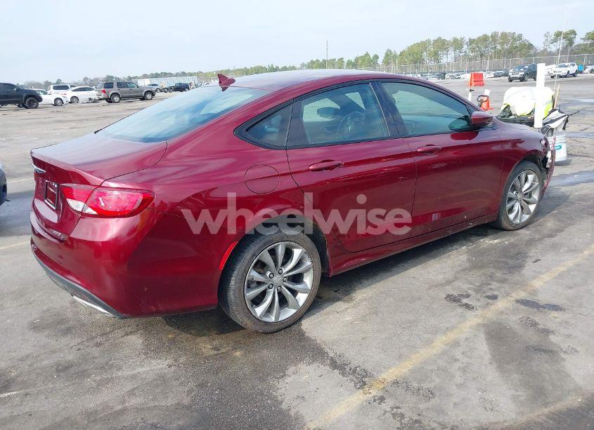 Photo 4 of 2015 Chrysler 200 S (VIN 1C3CCCBG1FN518974)