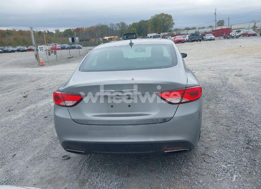 Photo 16 of 2015 Chrysler 200 S (VIN 1C3CCCBG1FN735635)