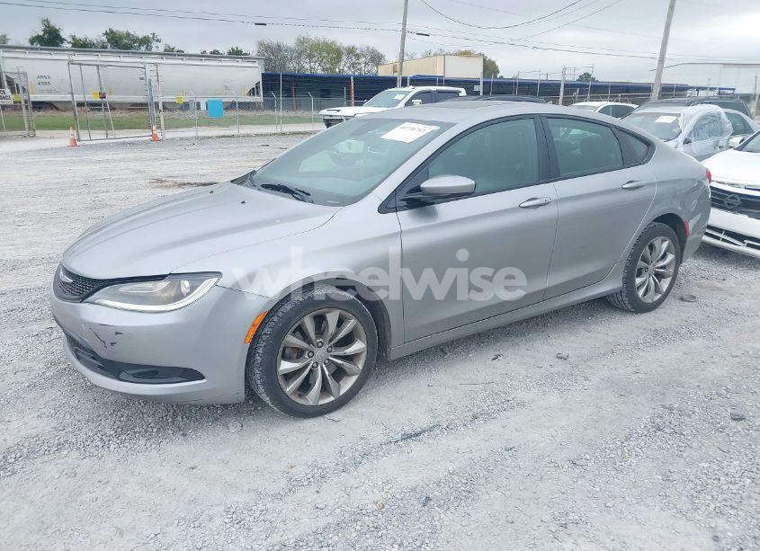 Photo 2 of 2015 Chrysler 200 S (VIN 1C3CCCBG1FN735635)