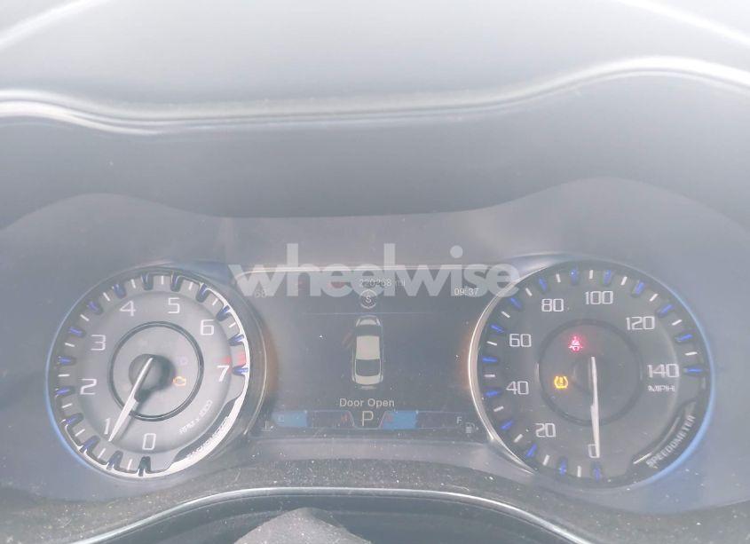 Photo 7 of 2015 Chrysler 200 S (VIN 1C3CCCBG1FN735635)