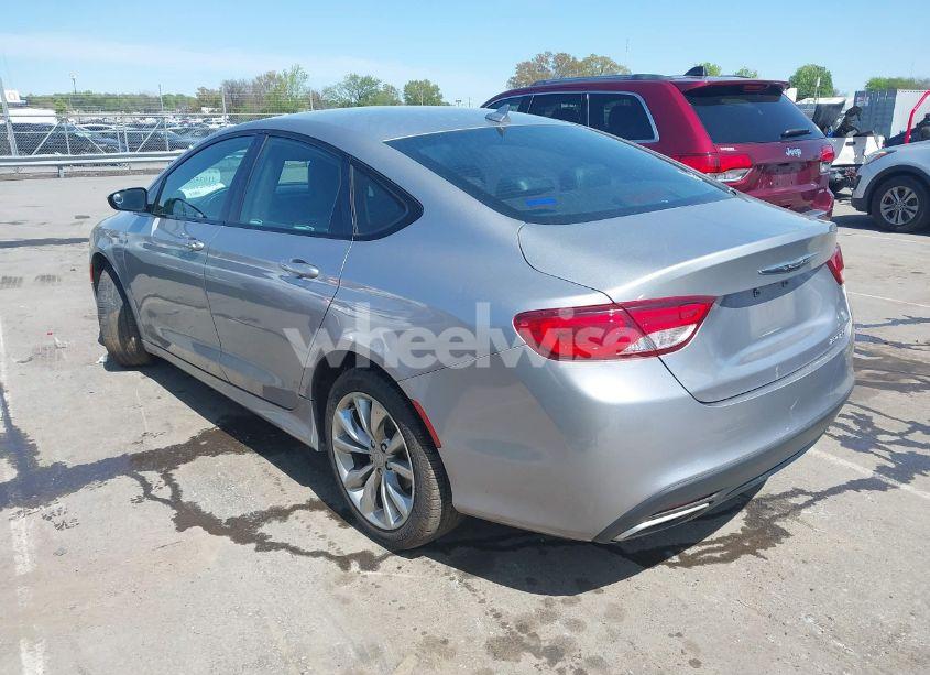 Photo 3 of 2015 Chrysler 200 S (VIN 1C3CCCBG2FN505330)