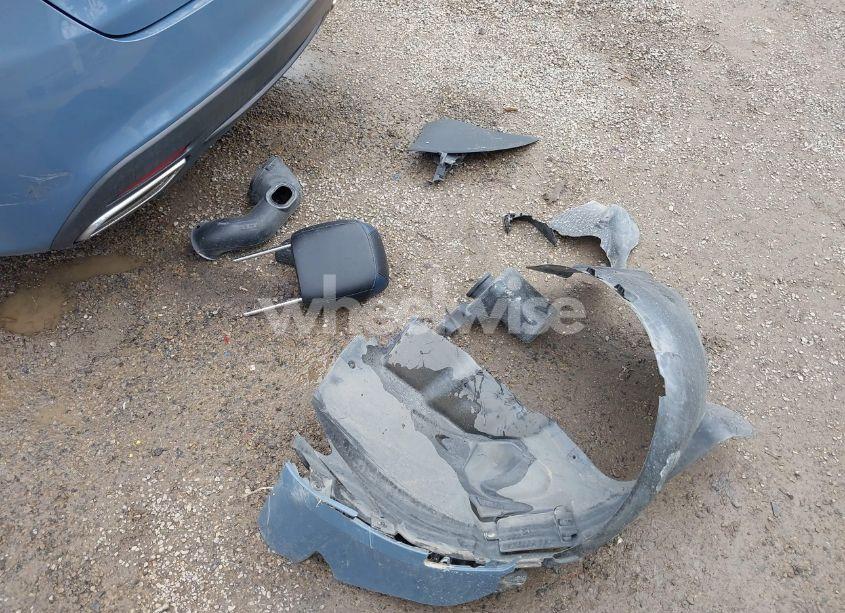 Photo 12 of 2015 Chrysler 200 S (VIN 1C3CCCBG2FN584143)