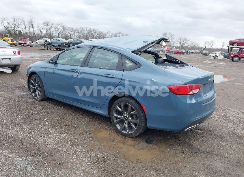 Photo 3 of 2015 Chrysler 200 S (VIN 1C3CCCBG2FN584143)