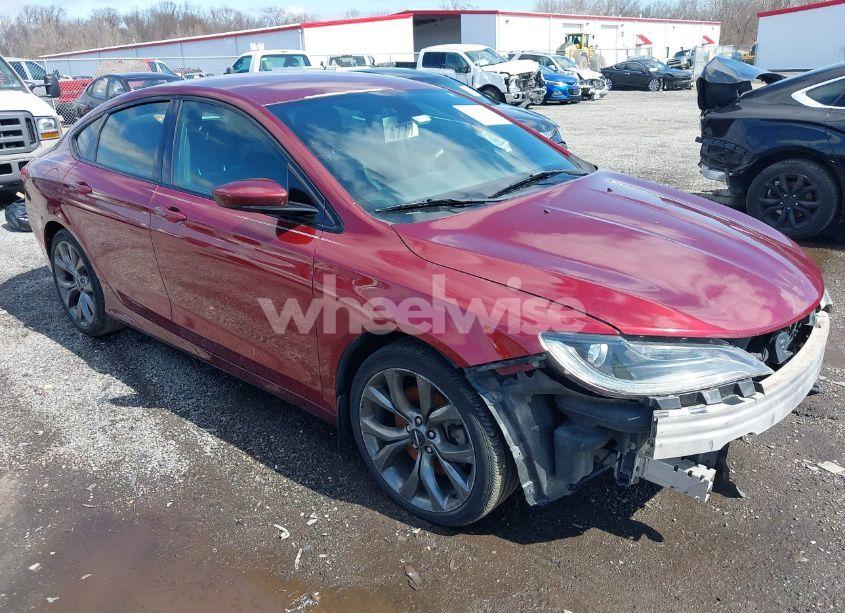 2015 Chrysler 200 S (VIN 1C3CCCBG2FN638802) main photo
