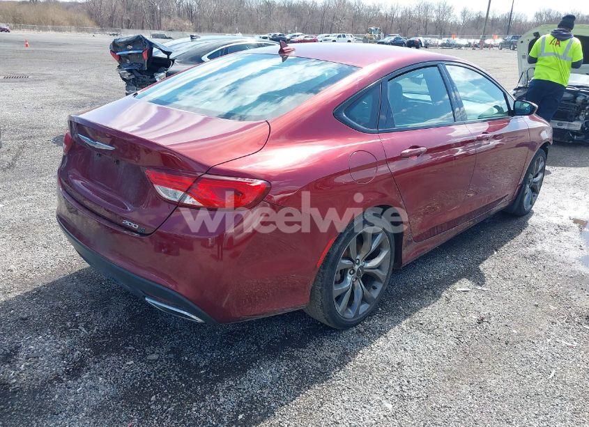 Photo 4 of 2015 Chrysler 200 S (VIN 1C3CCCBG2FN638802)