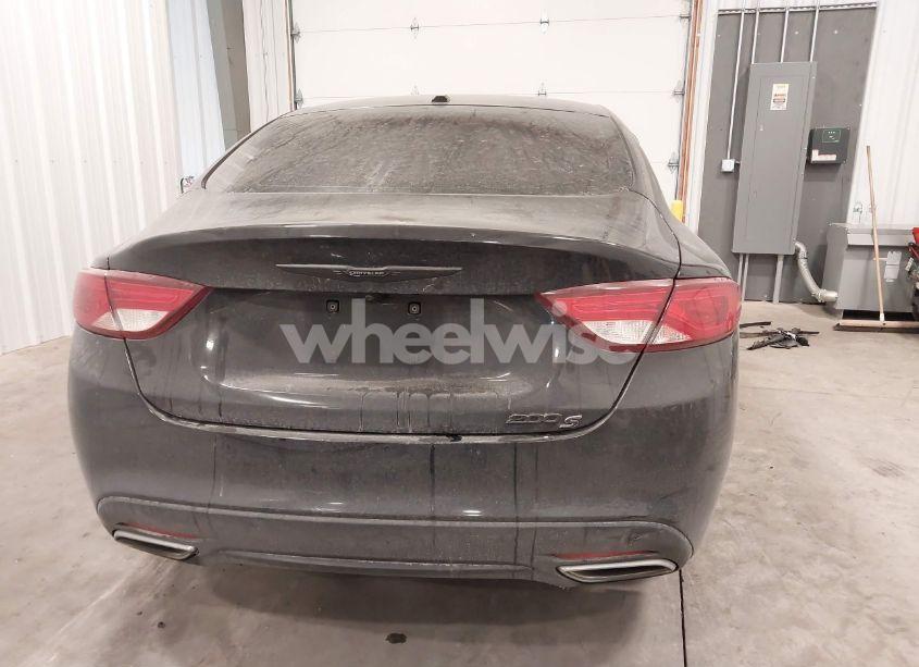 Photo 16 of 2015 Chrysler 200 S (VIN 1C3CCCBG2FN739516)