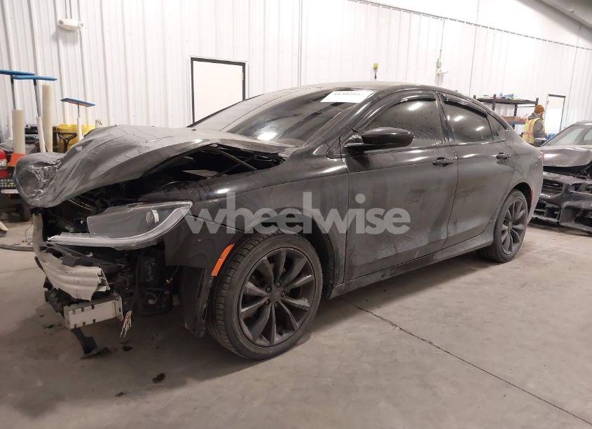 Photo 2 of 2015 Chrysler 200 S (VIN 1C3CCCBG2FN739516)