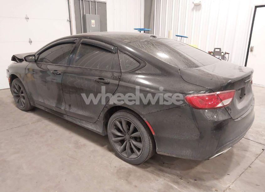 Photo 3 of 2015 Chrysler 200 S (VIN 1C3CCCBG2FN739516)