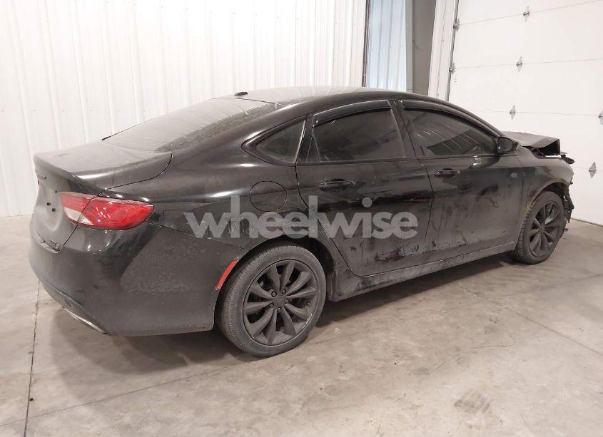 Photo 4 of 2015 Chrysler 200 S (VIN 1C3CCCBG2FN739516)