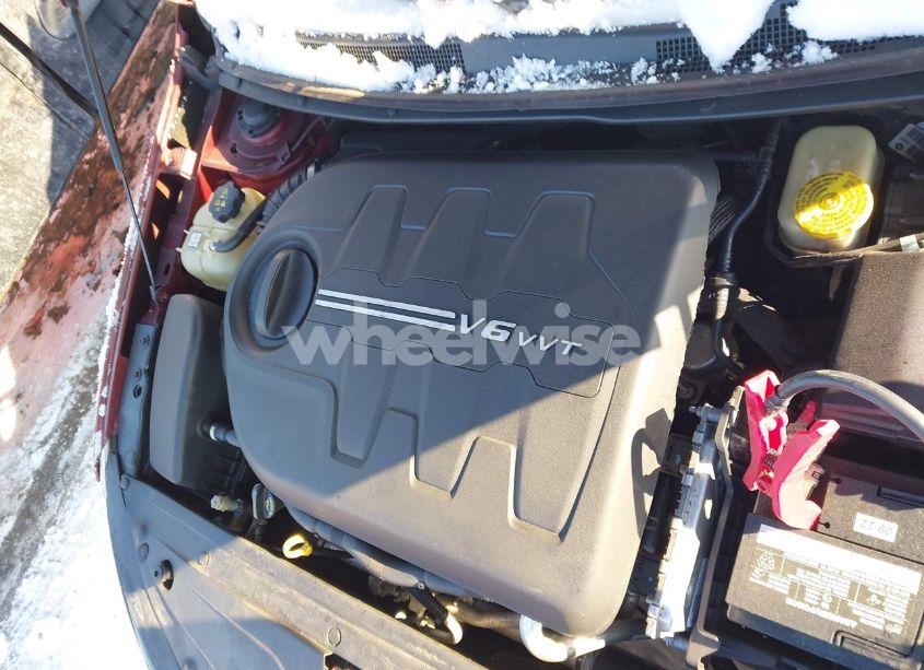 Photo 10 of 2015 Chrysler 200 S (VIN 1C3CCCBG3FN525862)