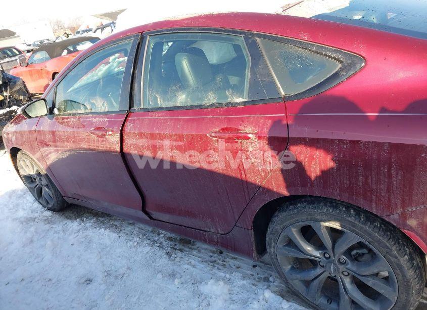 Photo 14 of 2015 Chrysler 200 S (VIN 1C3CCCBG3FN525862)