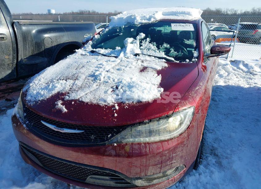 Photo 2 of 2015 Chrysler 200 S (VIN 1C3CCCBG3FN525862)