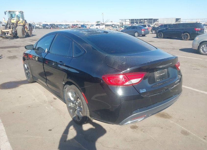 Photo 3 of 2015 Chrysler 200 S (VIN 1C3CCCBG3FN528051)