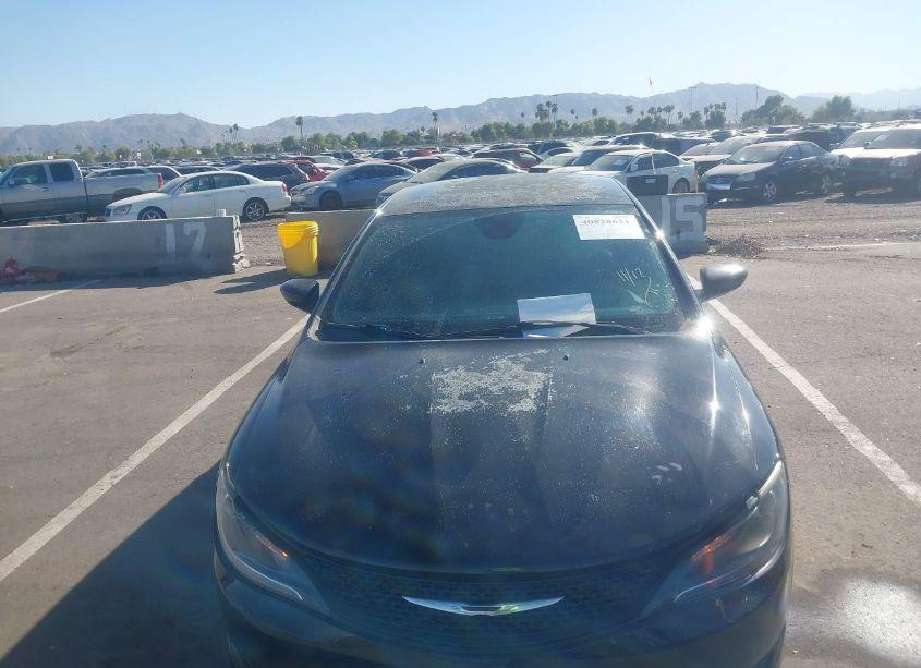 Photo 6 of 2015 Chrysler 200 S (VIN 1C3CCCBG3FN528051)