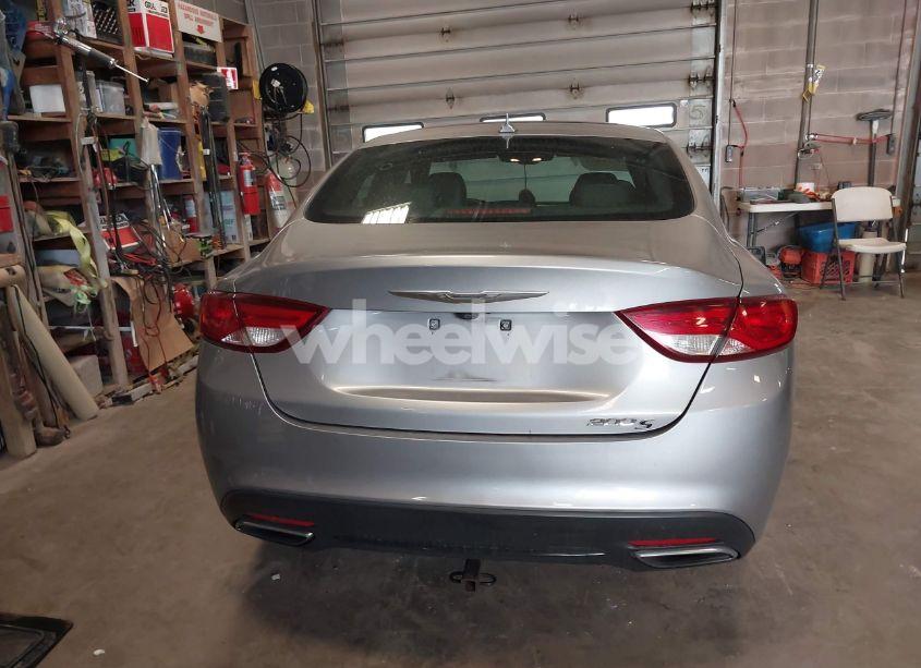 Photo 16 of 2015 Chrysler 200 S (VIN 1C3CCCBG3FN533475)