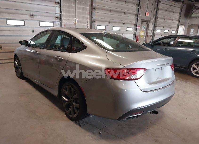 Photo 3 of 2015 Chrysler 200 S (VIN 1C3CCCBG3FN533475)