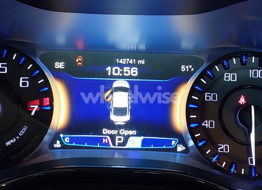 Photo 7 of 2015 Chrysler 200 S (VIN 1C3CCCBG3FN533475)