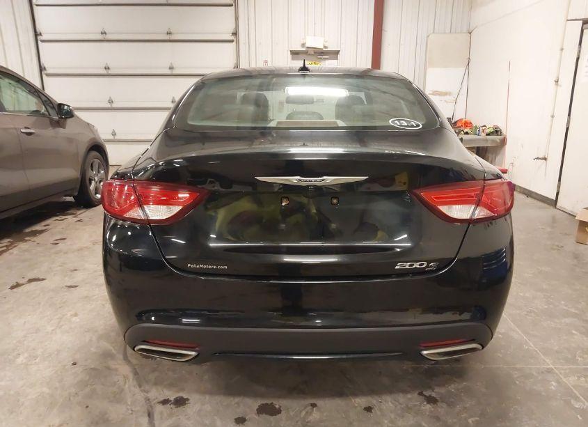 Photo 16 of 2015 Chrysler 200 S (VIN 1C3CCCBG3FN735622)