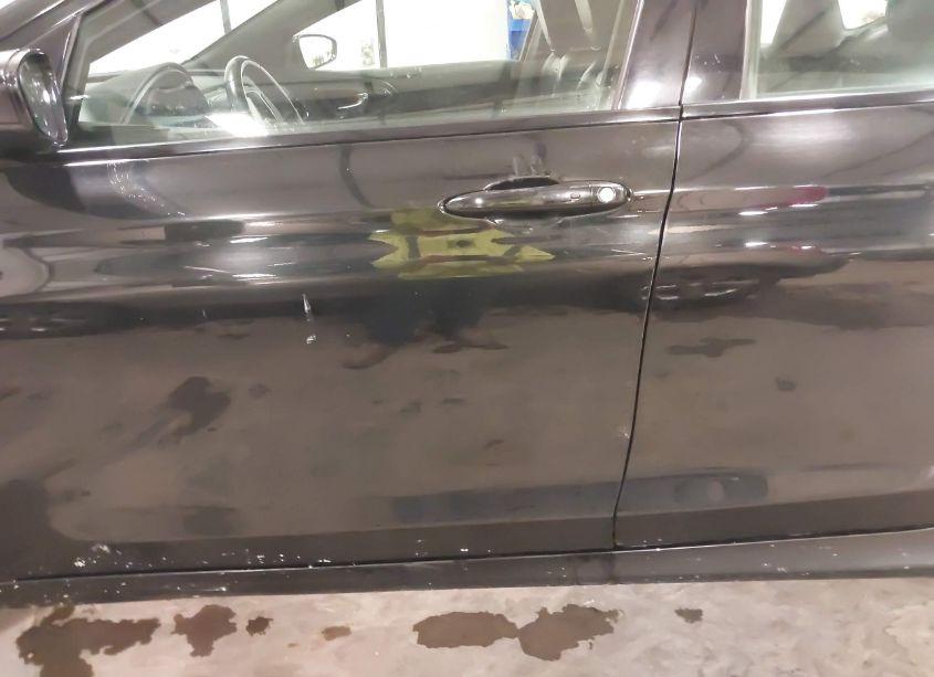 Photo 19 of 2015 Chrysler 200 S (VIN 1C3CCCBG3FN735622)