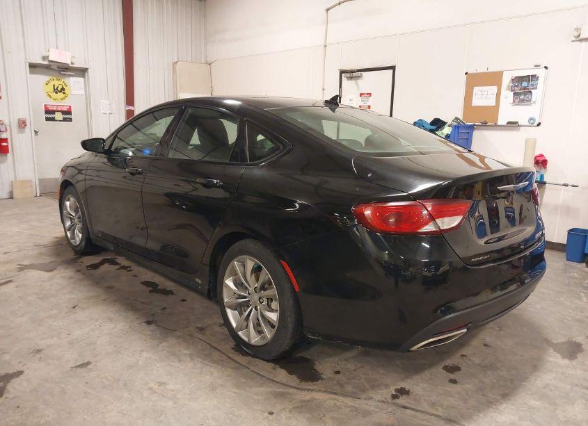 Photo 3 of 2015 Chrysler 200 S (VIN 1C3CCCBG3FN735622)