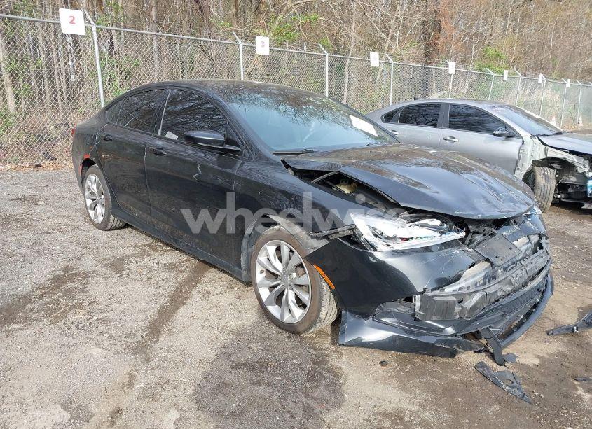 2015 Chrysler 200 S (VIN 1C3CCCBG3FN735930) main photo