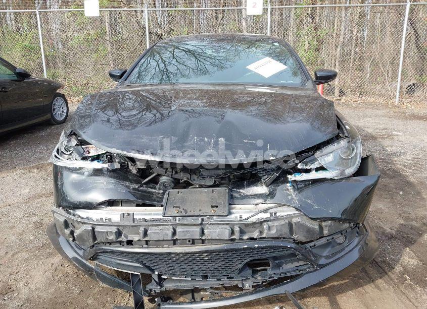 Photo 12 of 2015 Chrysler 200 S (VIN 1C3CCCBG3FN735930)