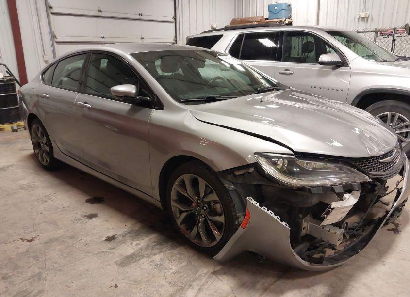 Photo 13 of 2015 Chrysler 200 S (VIN 1C3CCCBG4FN506138)