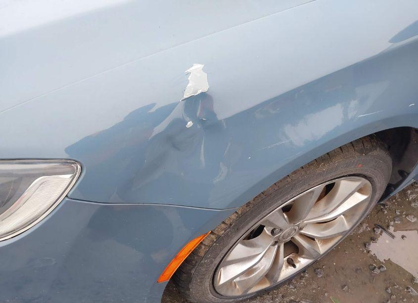 Photo 6 of 2015 Chrysler 200 S (VIN 1C3CCCBG4FN615070)