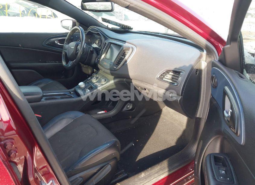 Photo 5 of 2015 Chrysler 200 S (VIN 1C3CCCBG4FN647775)