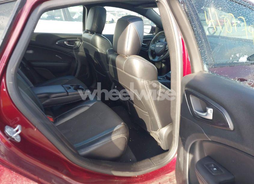 Photo 8 of 2015 Chrysler 200 S (VIN 1C3CCCBG4FN647775)