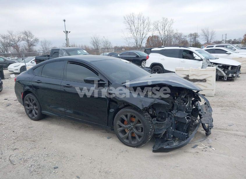 Photo 12 of 2015 Chrysler 200 S (VIN 1C3CCCBG4FN678217)