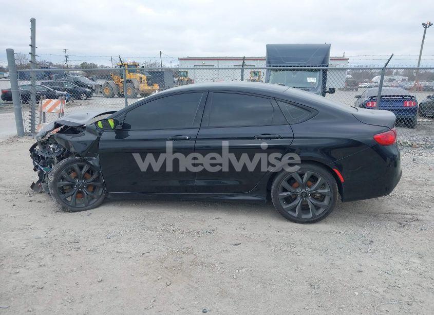 Photo 13 of 2015 Chrysler 200 S (VIN 1C3CCCBG4FN678217)