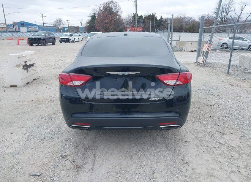 Photo 15 of 2015 Chrysler 200 S (VIN 1C3CCCBG4FN678217)