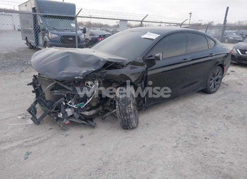 Photo 2 of 2015 Chrysler 200 S (VIN 1C3CCCBG4FN678217)