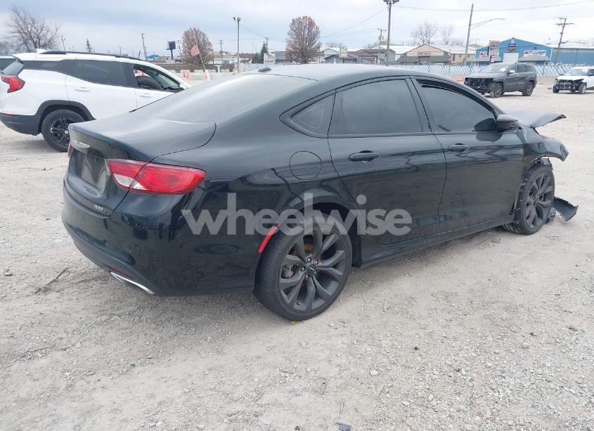 Photo 4 of 2015 Chrysler 200 S (VIN 1C3CCCBG4FN678217)
