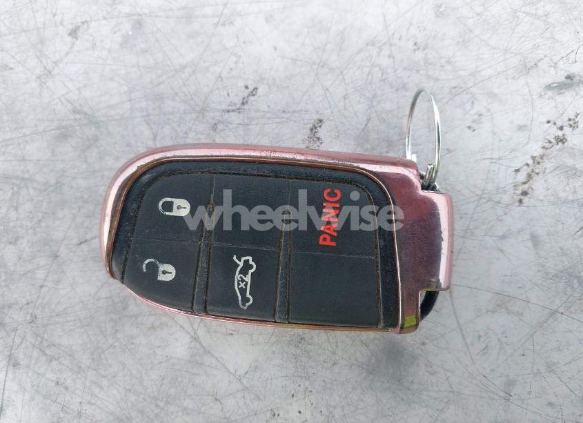 Photo 11 of 2015 Chrysler 200 S (VIN 1C3CCCBG4FN729828)