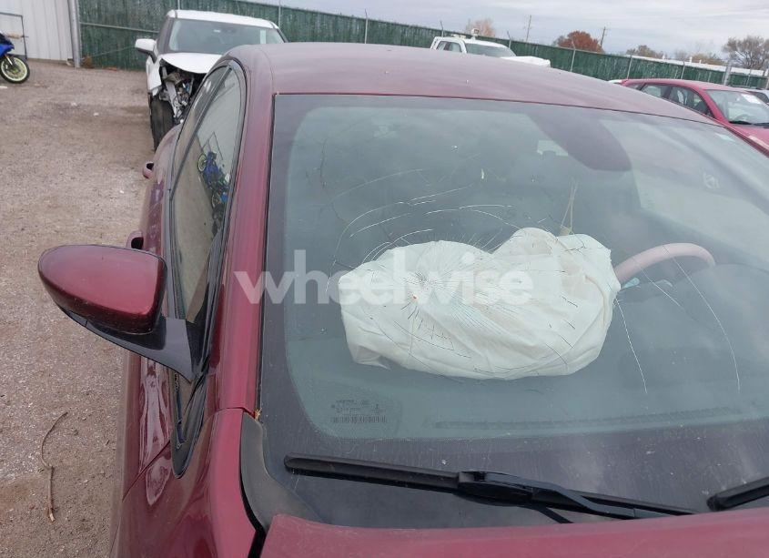 Photo 12 of 2015 Chrysler 200 S (VIN 1C3CCCBG4FN729828)